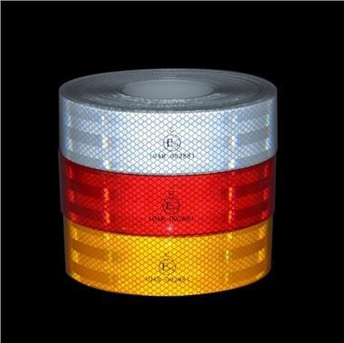 Произвођач жуте рефлектирајуће траке
